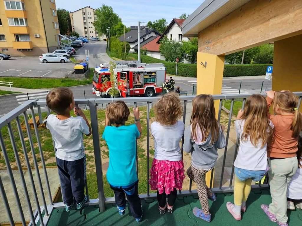 VAJA EVAKUACIJE V ENOTI ŠKRATEK