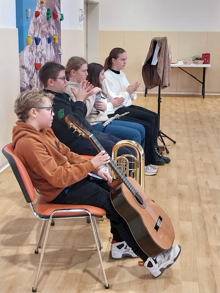 OBISK GLASBENE ŠOLE POSTOJNA