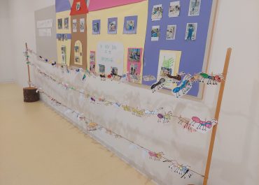 GRADIMO SVET PRIJATELJSTVA, RAZUMEVANJA IN SOČUTJA